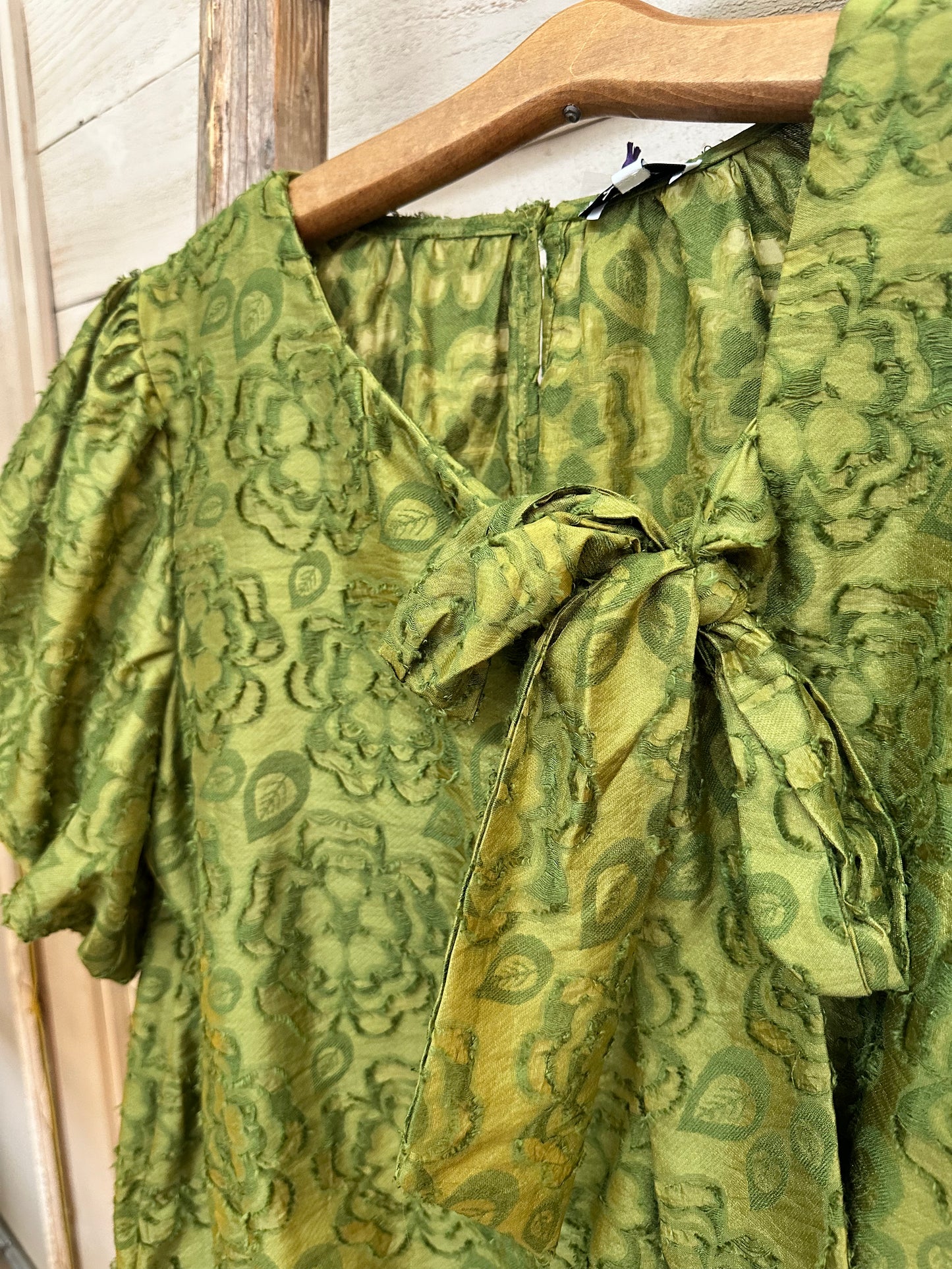 Front Bow Floral Top