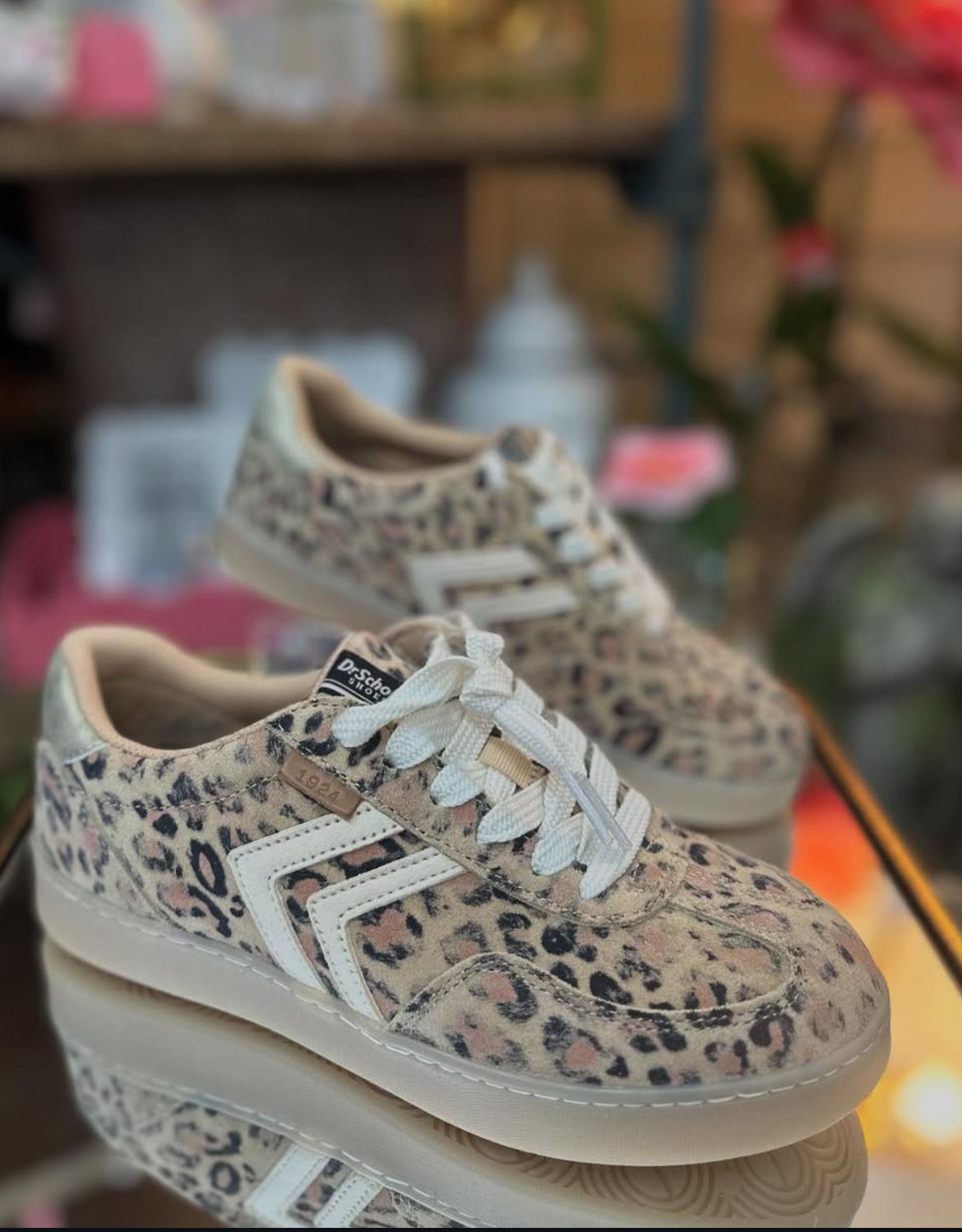 Rebel Sport Sneaker