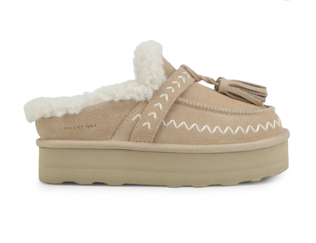 Vintage Havana Charm Platform Mules