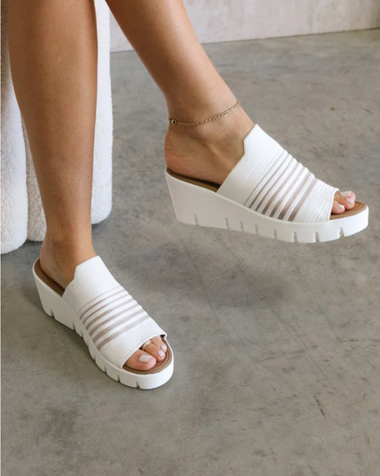 Venti Iris Wedge Slides