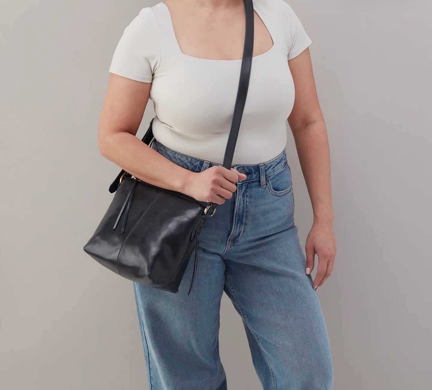 HOBO Expedition Crossbody