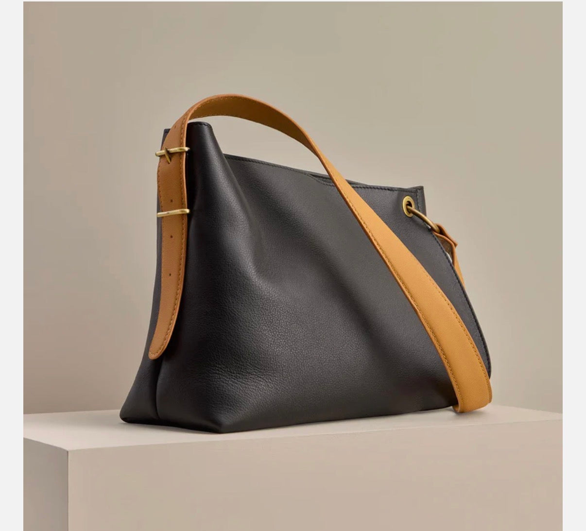 HOBO Rayna Shoulder Bag
