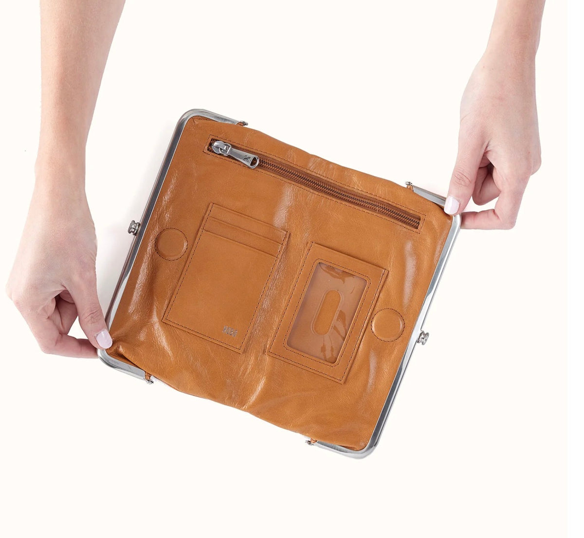 HOBO Lauren Clutch-Wallet