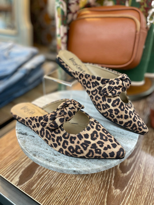 Knotty But Nice Mules