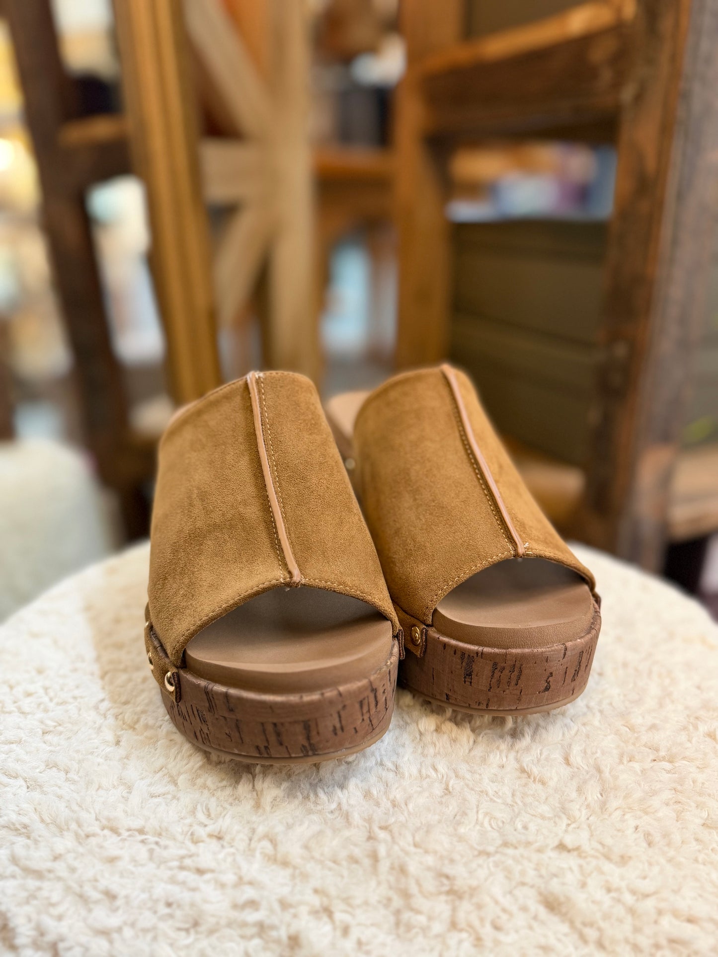 Gaslight Block Heel