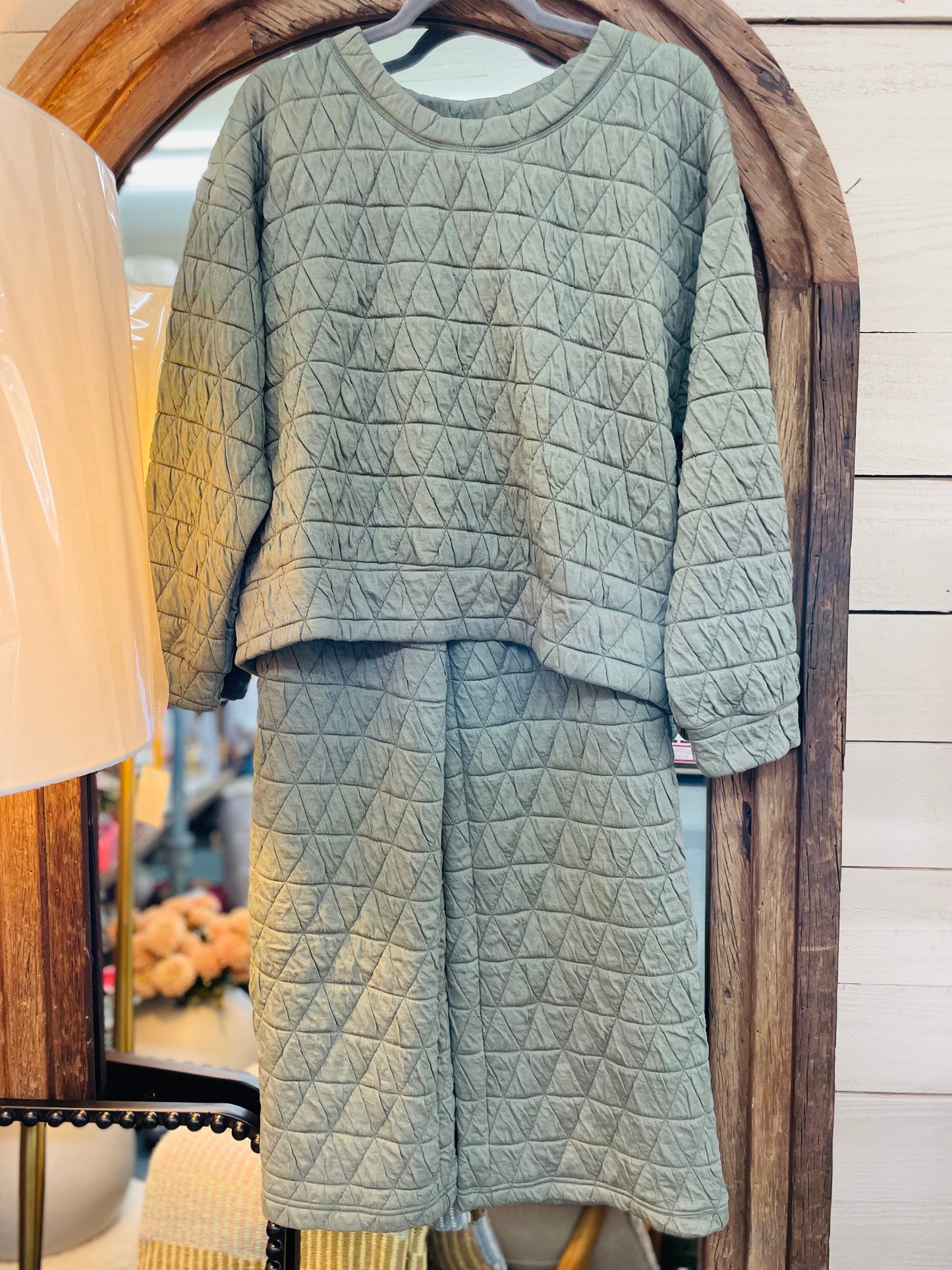 Quilted Flare Set