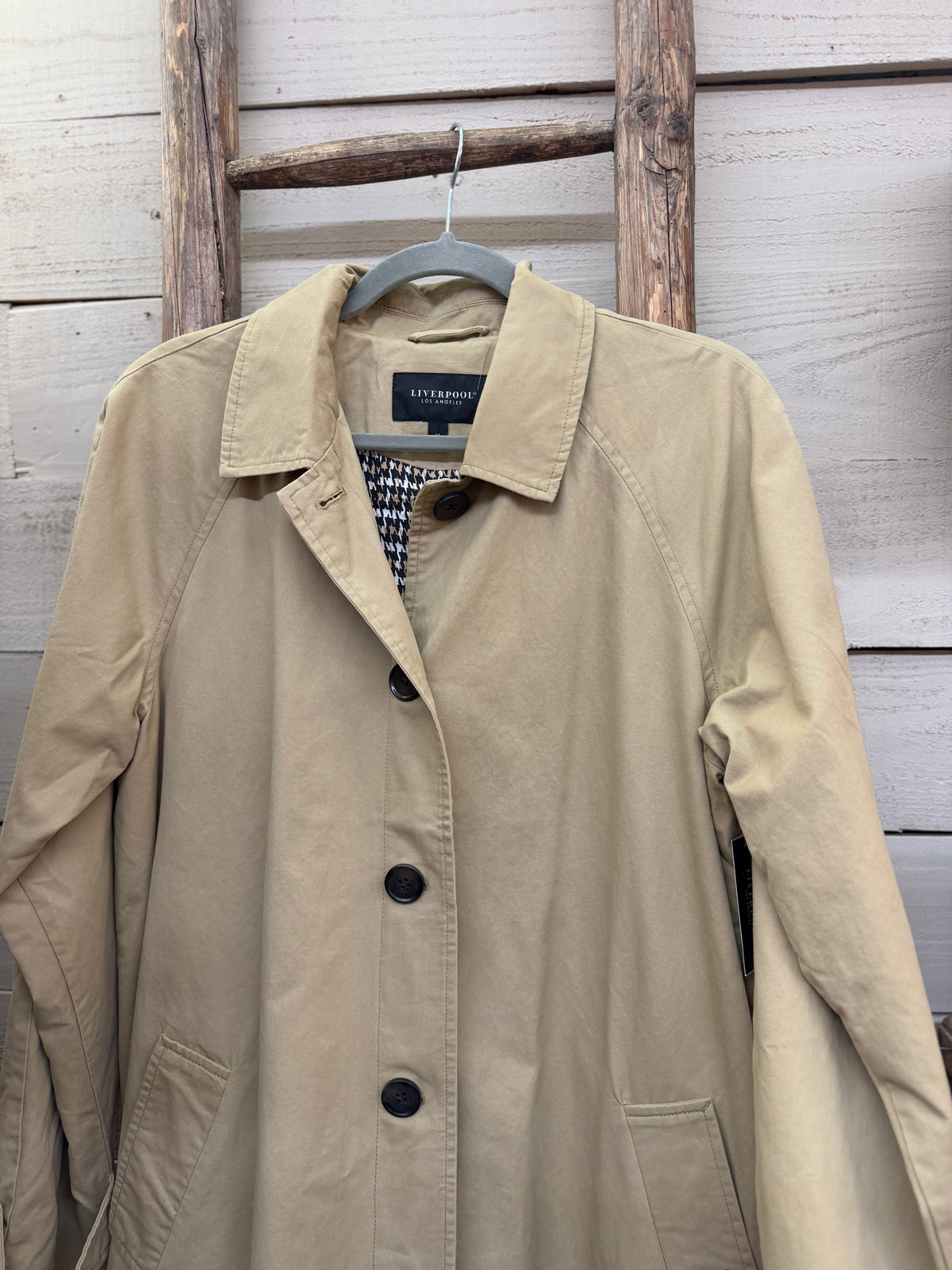 Raglan Sleeve Coat