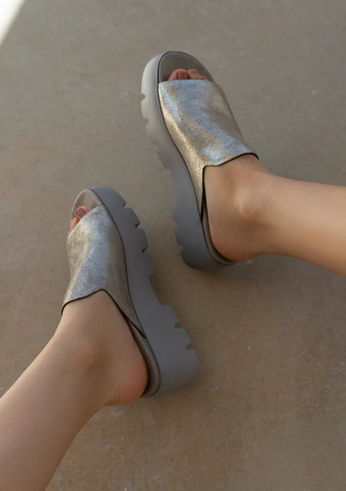 Drift Metallic Sandals