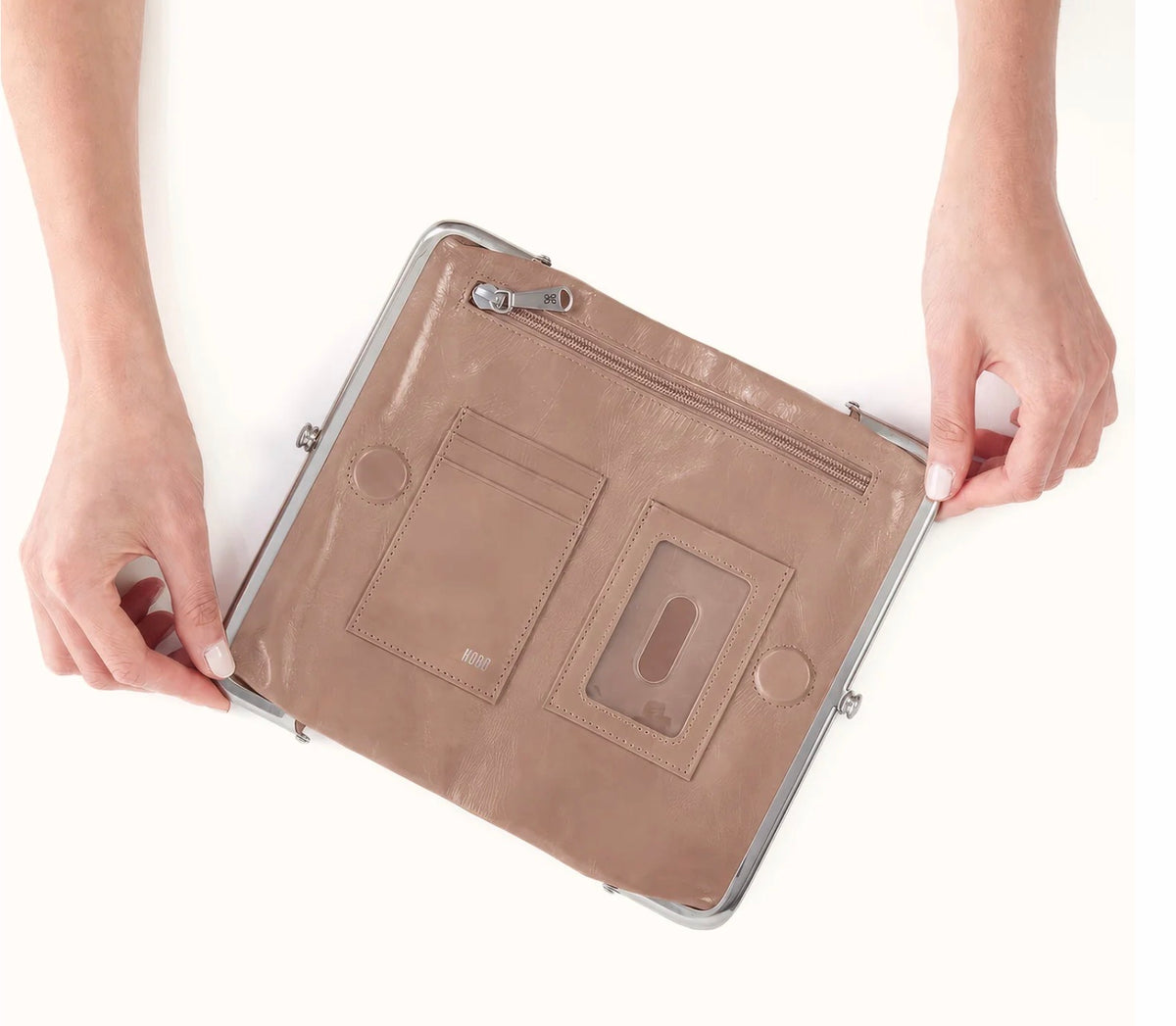 HOBO Lauren Clutch-Wallet