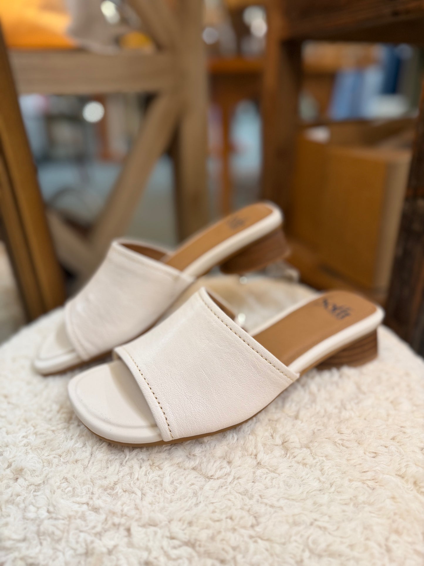 Sahara Wedge