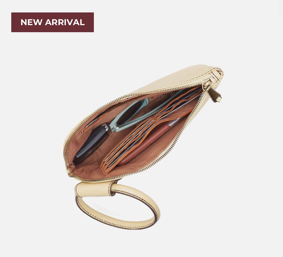 HOBO Sable Wristlet - Butter Yellow
