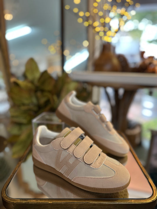 Vintage Havana Pace Sneaker