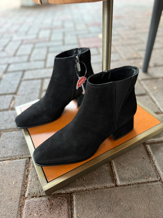 Blondo McKinzie Booties